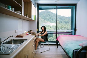 Book Cairns Accommodation Hotel Gold Coast Hotel Gold Coast