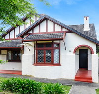 Victor Harbor Cottage 'Cornhill' - Pet Friendly - Hotel Gold Coast
