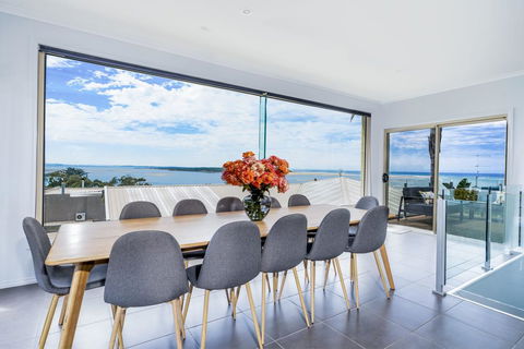 VIEWS FOREVER - INVERLOCH - Hotel Gold Coast 1