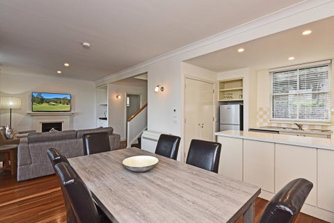 Villa 2br Grange Resort Condo Located Within Cypress Lakes Resort (nothing Is More Central) - Hotel Gold Coast 1