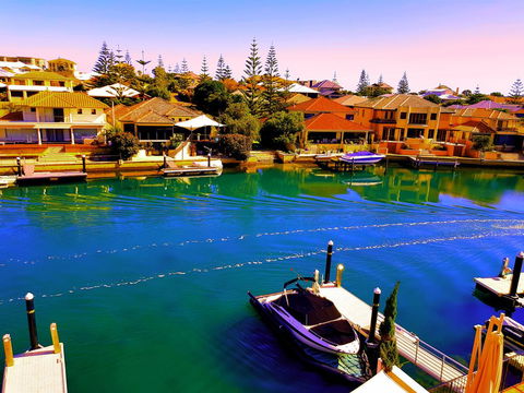 Villa Port Grimaud On Bouvard Island - Hotel Gold Coast 1