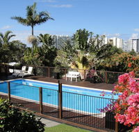 Villa with Views  Pool - Hotel Gold Coast