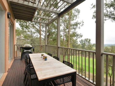 Villas Diciotto (sleeps 18) Resort Condos Located Within Cypress Lakes Resort (nothing Is More Central) - Hotel Gold Coast 0