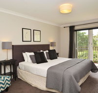 Villas Dodici Sleeps 12 Resort Condos located within Cypress Lakes Resort nothing is more central - Hotel Gold Coast