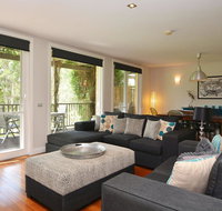 Villas Venticuatro Sleeps 24 Resort Condos located within Cypress Lakes Resort nothing is more central - Hotel Gold Coast