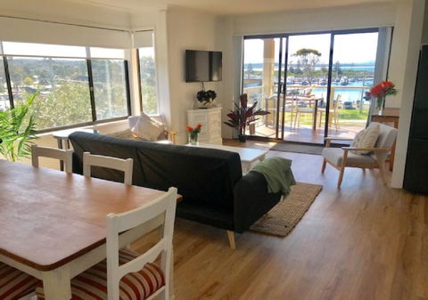 Vista Marina Penthouse #6 - Hotel Gold Coast 2