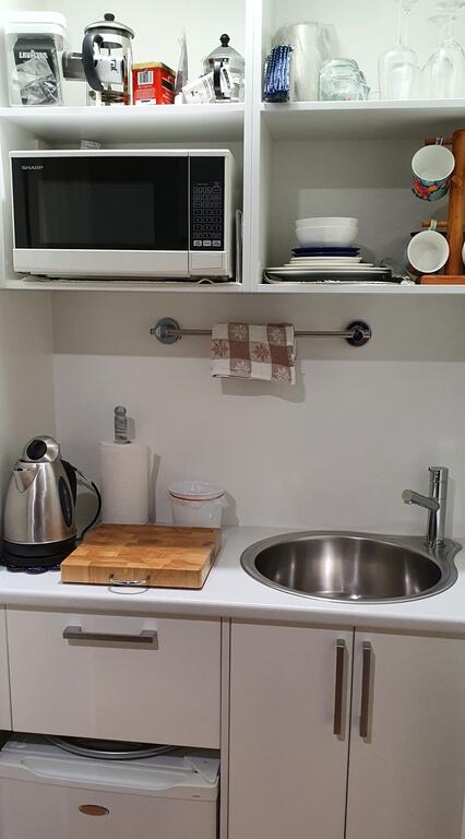 Wallabi Point Bed And Breakfast - Hotel Gold Coast 3