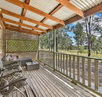 Wallaby Cottage - cute Accom in bushland setting - Hotel Gold Coast