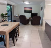 Waratah and Wattle Apartments - Hotel Gold Coast