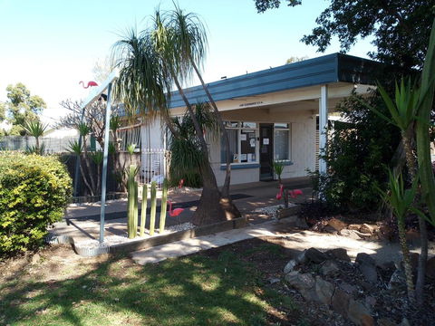 Warren Motor Inn - Hotel Gold Coast 2