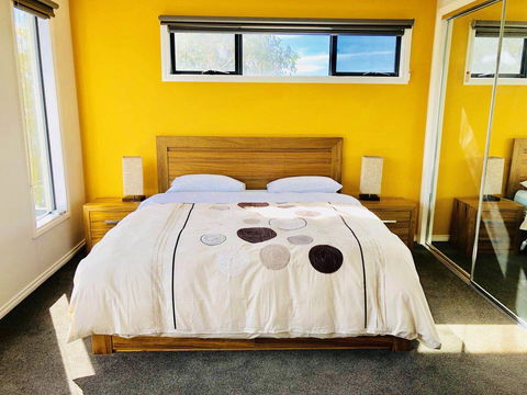 Apollo Bay Seal Apartments - Hotel Gold Coast 2