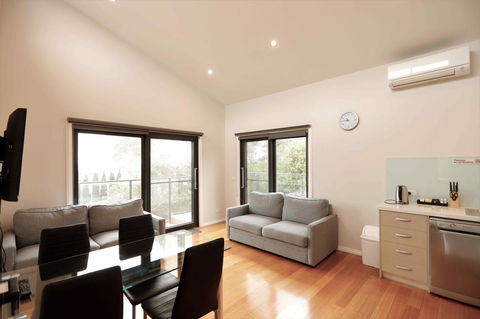 Apollo Bay Seal Apartments - Hotel Gold Coast 12
