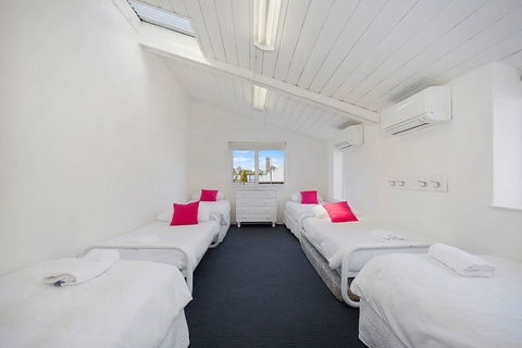 Plummers Mill - Central Townhouse - Hotel Gold Coast 7