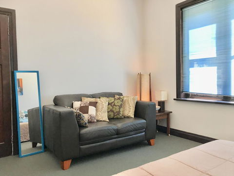Hillâ€™s Creek Holiday Home - Hotel Gold Coast 13