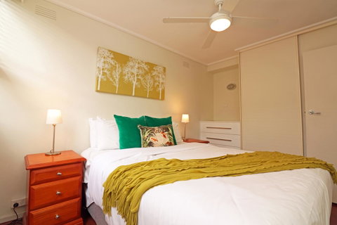 Colour Pop Fitzroy - 3 Bedroom Pet Friendly - Hotel Gold Coast 14