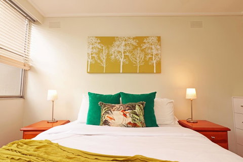 Colour Pop Fitzroy - 3 Bedroom Pet Friendly - Hotel Gold Coast 15