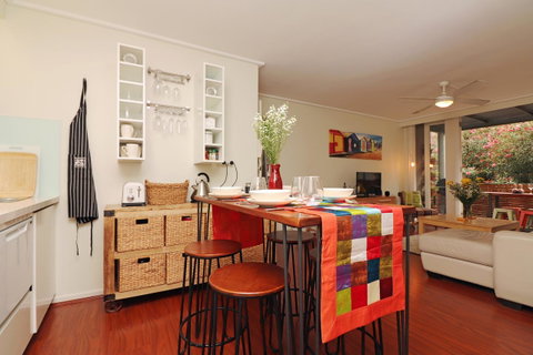 Colour Pop Fitzroy - 3 Bedroom Pet Friendly - Hotel Gold Coast 0