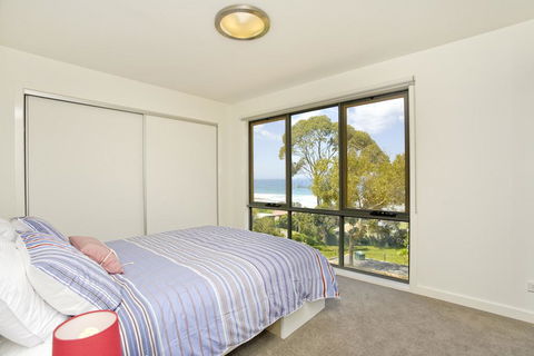 Earth Sea Sky - Hotel Gold Coast 7