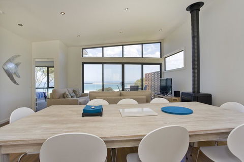 Earth Sea Sky - Hotel Gold Coast 5