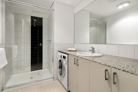 Quest Jolimont - Hotel Gold Coast 4
