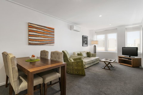 Quest Jolimont - Hotel Gold Coast 9