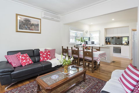 Hillside House - Hotel Gold Coast 1