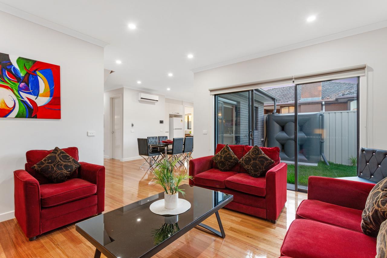 Albanvale VIC Hotel Gold Coast