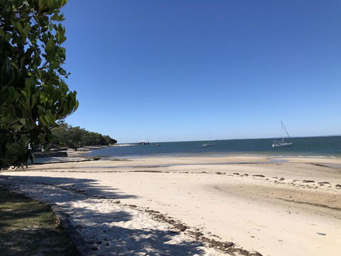 Bribie Island Hotel - Hotel Gold Coast 9