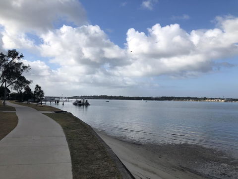 Bribie Island Hotel - Hotel Gold Coast 5