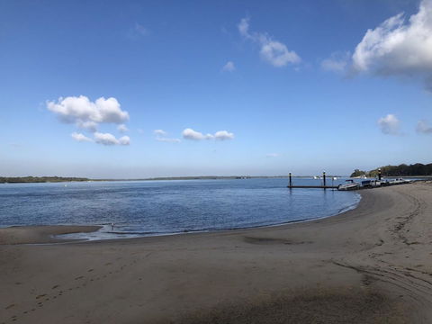 Bribie Island Hotel - Hotel Gold Coast 6