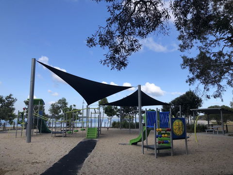 Bribie Island Hotel - Hotel Gold Coast 23