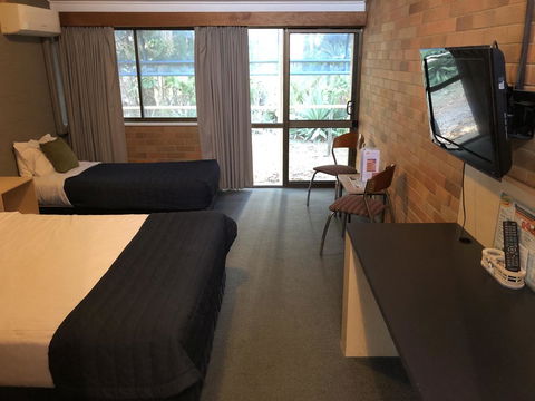 Bribie Island Hotel - Hotel Gold Coast 21