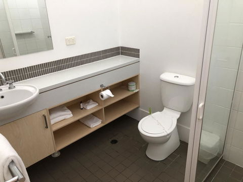 Bribie Island Hotel - Hotel Gold Coast 11