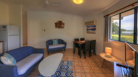 Dolphin Waters - Hotel Gold Coast 3