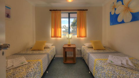 Dolphin Waters - Hotel Gold Coast 9