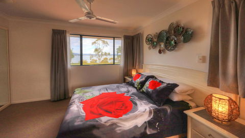 Dolphin Waters - Hotel Gold Coast 4