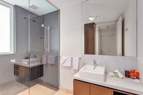 Apartment Dees Retreat - Hotel Gold Coast 16