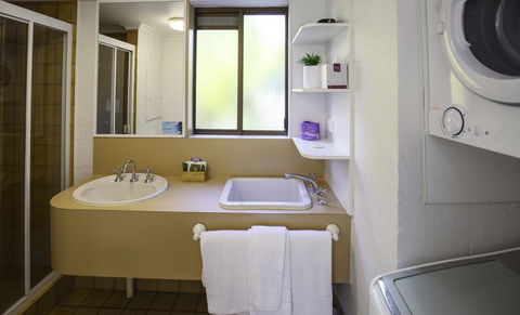 Ocean Breeze Resort - Hotel Gold Coast 34