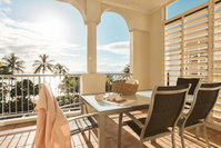 Book Trinity Beach Accommodation Vacations Hotel Gold Coast Hotel Gold Coast