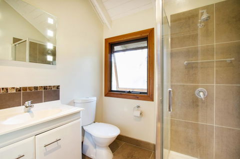 Airlie Beach Eco Cabins - Adults Only - Hotel Gold Coast 15