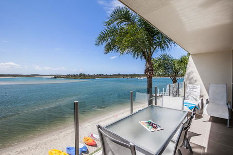 Noosa Harbour Resort - Hotel Gold Coast 3