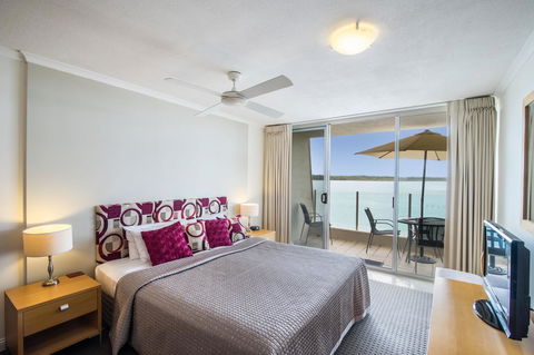 Noosa Harbour Resort - Hotel Gold Coast 13