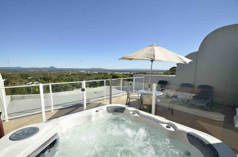 Noosa Hill Resort - Hotel Gold Coast 1