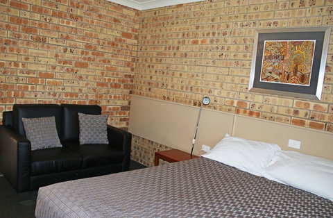 Clermont Country Motor Inn - Hotel Gold Coast 6