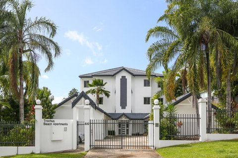 On The Beach Apartments - Hotel Gold Coast 4