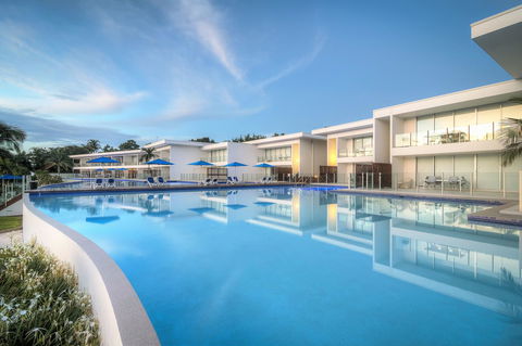 Pool Resort Port Douglas - Hotel Gold Coast 0