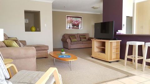 Surfers Chalet - Hotel Gold Coast 18
