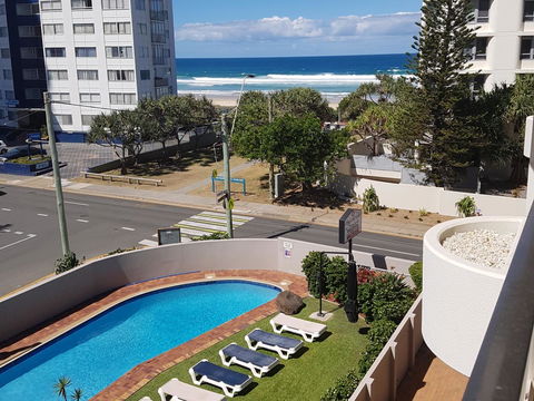 Surfers Chalet - Hotel Gold Coast 14