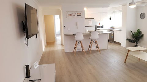 Surfers Chalet - Hotel Gold Coast 10