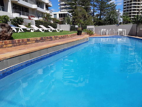 Surfers Chalet - Hotel Gold Coast 7